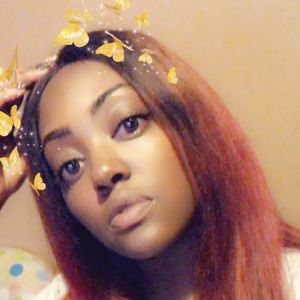 Meet your Posher, Camille